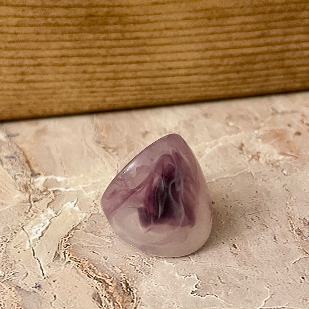 Lavender Purple Swirl Dome Ring, Metal Free Size 8 - Picture 2 of 9